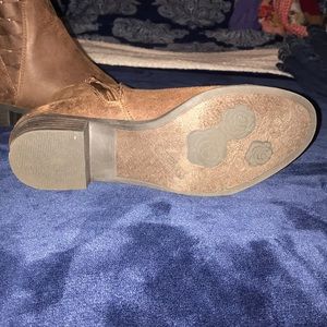 Carlos Santana Shoes - NWOT Carlos booties! Never worn!! Carlos Santana Shoes - NWOT Carlos booties! Never worn!!